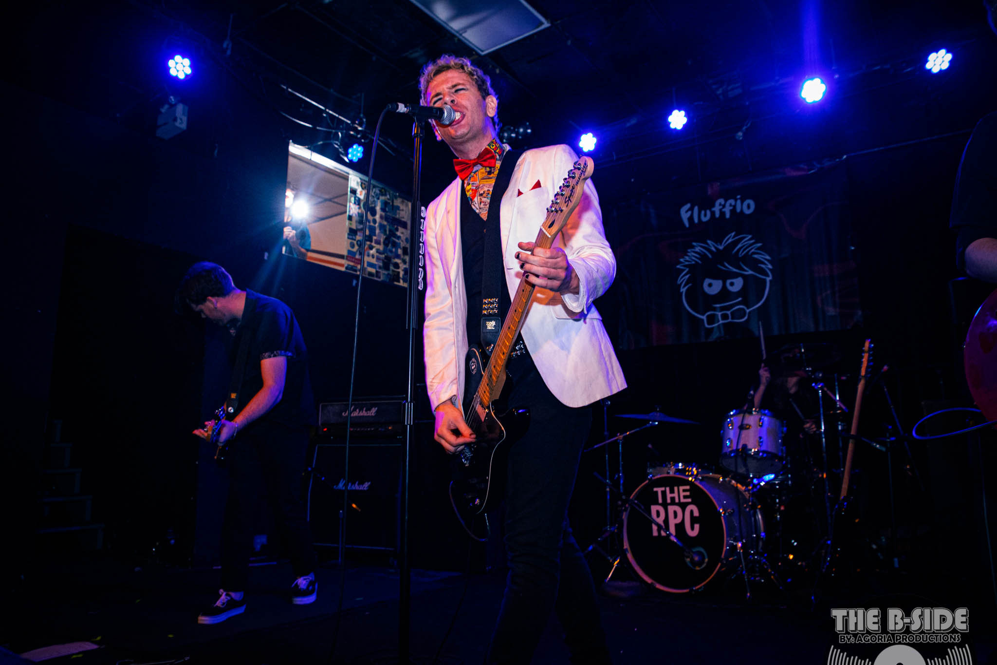 Fluffio & The RPC playing live at Lee's Palace in Toronto singing